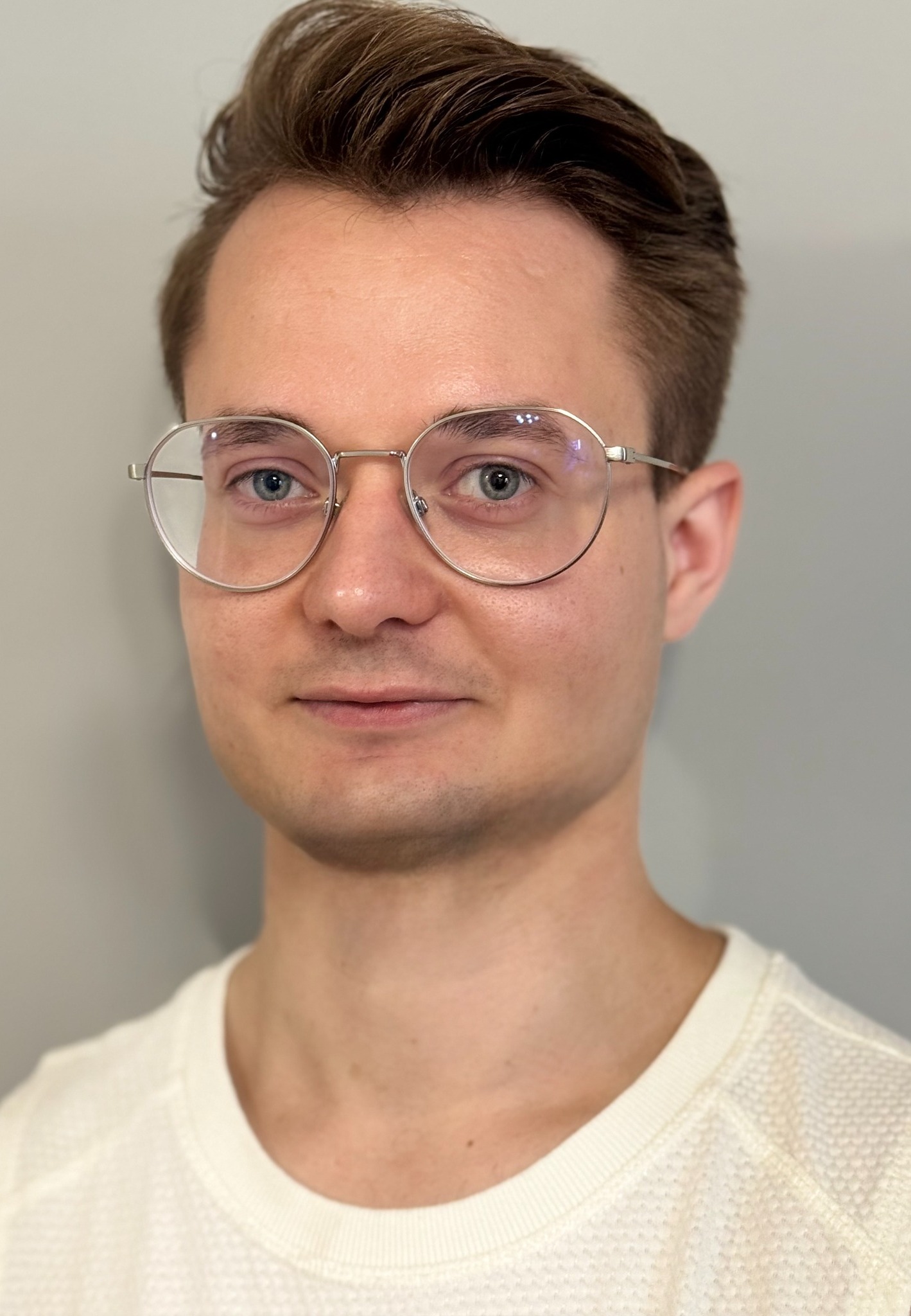 Adrian Kluczewski - MathVibes